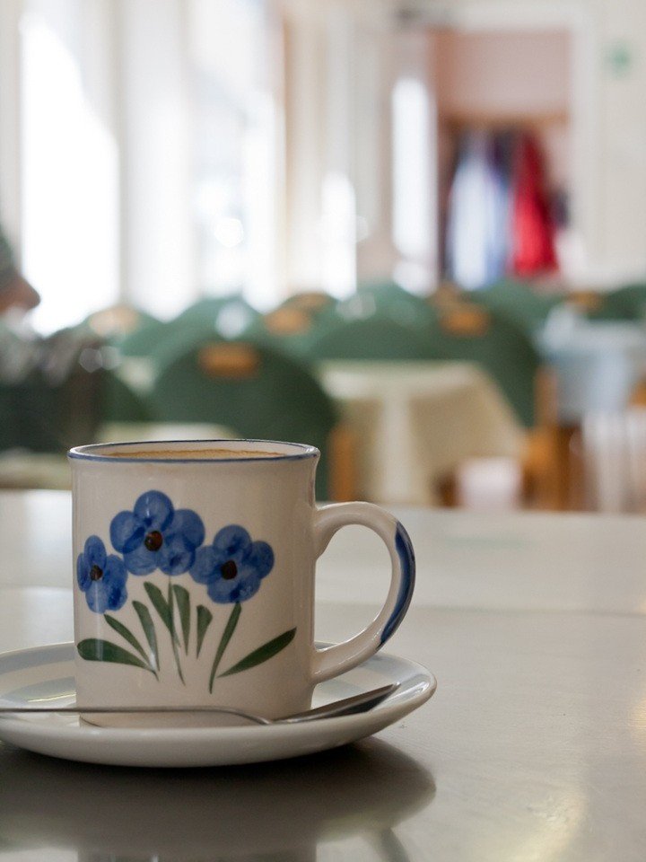 cup and saucer